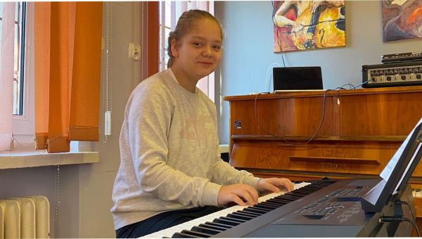 E.ART | PRZYBYWA NAM PIANISTÓW!